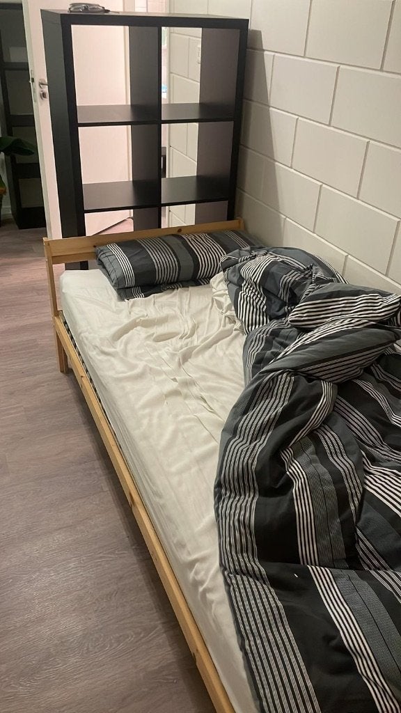 Single bed with slatted base and mattress, Ophalen, Gebruikt, 90 cm, Eenpersoons