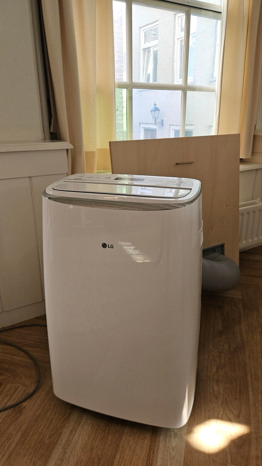 LG Mobiele Airco Dual Inverter Smart WiFi Airconditioner, Witgoed en Apparatuur, Ophalen, 3 snelheden of meer, Zo goed als nieuw