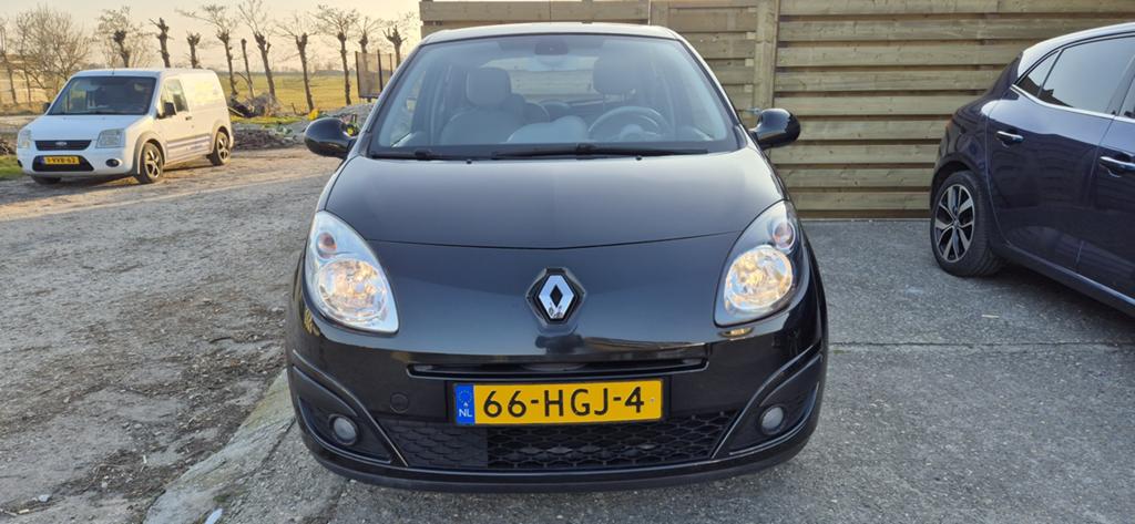 Renault Twingo 1.2 16V 2008 Zwart, Auto's, Renault, Voorwielaandrijving, Twingo, 31 €/maand, 4 cilinders