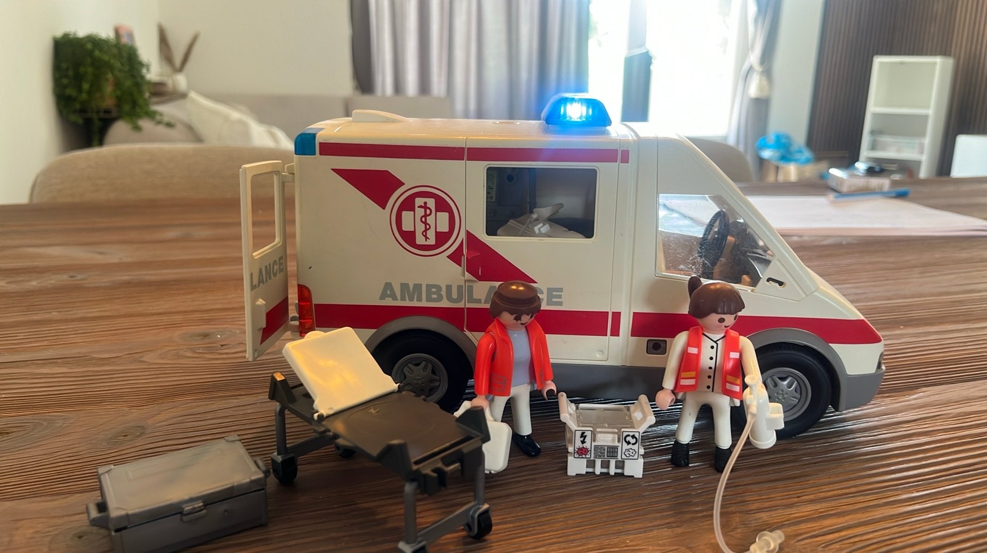 Playmobil 4221 Ambulance, Ophalen, Gebruikt