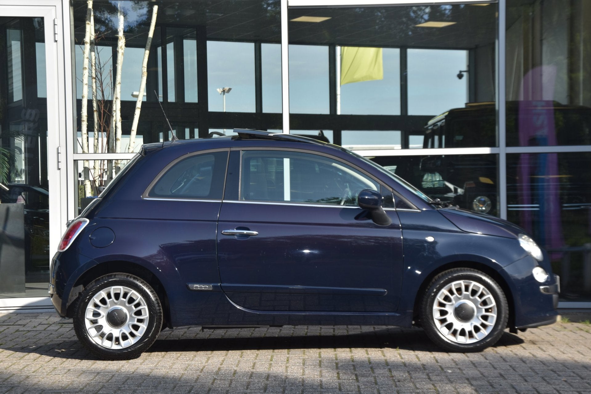 Fiat 500 TwinAir Lounge | Schuifdak | Pano | Navi | NAP, Auto's, Voorwielaandrijving, Gebruikt, 905 kg, Origineel Nederlands