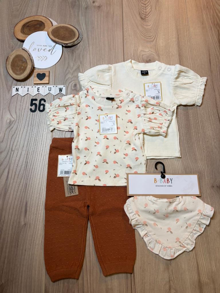 Baby meisje setje 2x shirtje, slab, broekje wibra maat 56, Ophalen of Verzenden, Nieuw, Meisje, Setje
