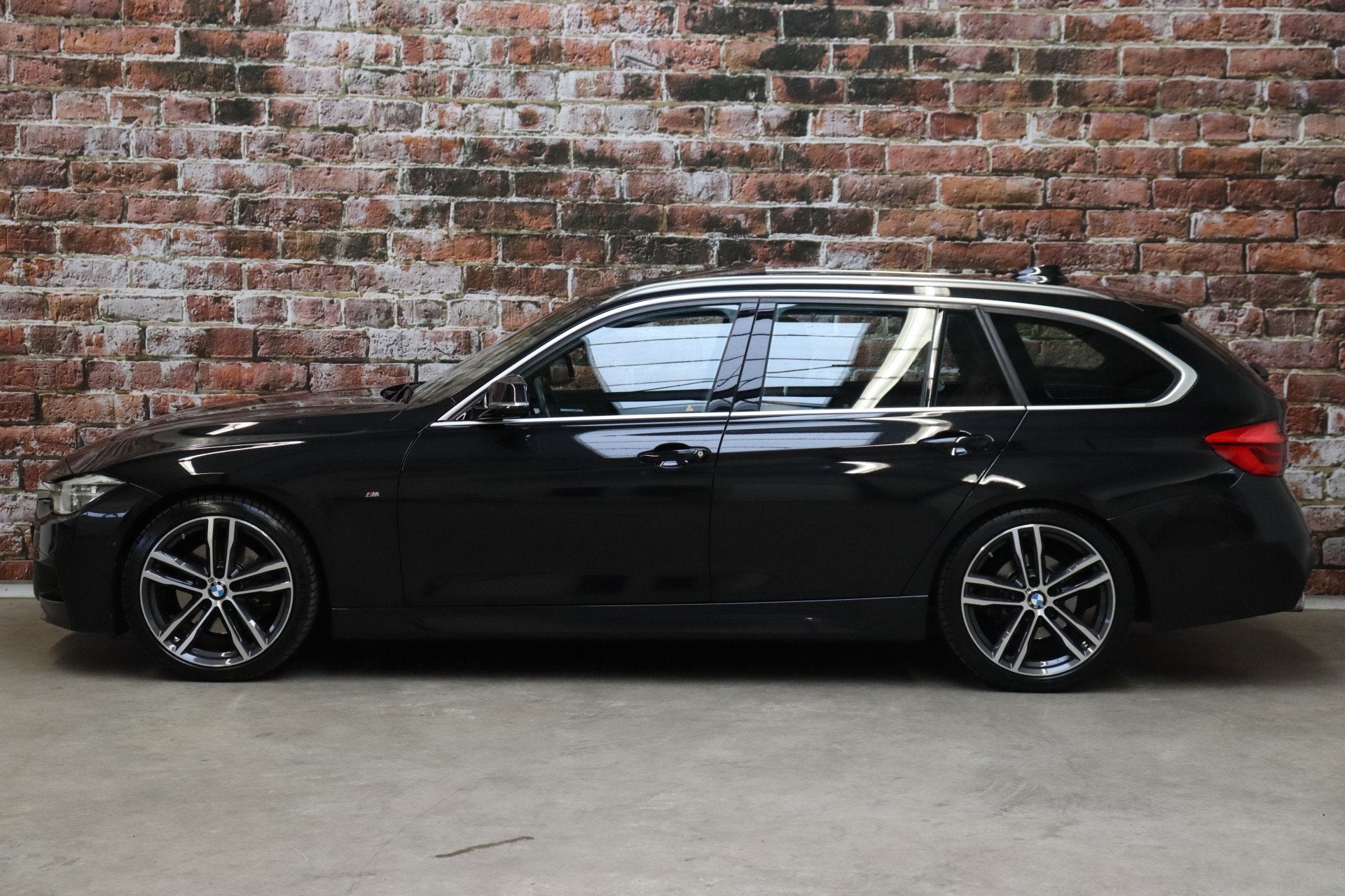 BMW 3 Serie Touring 330i High Executive M Sport Pakket Autom, Auto's, BMW, Automaat, Achterwielaandrijving, Euro 6, 4 cilinders