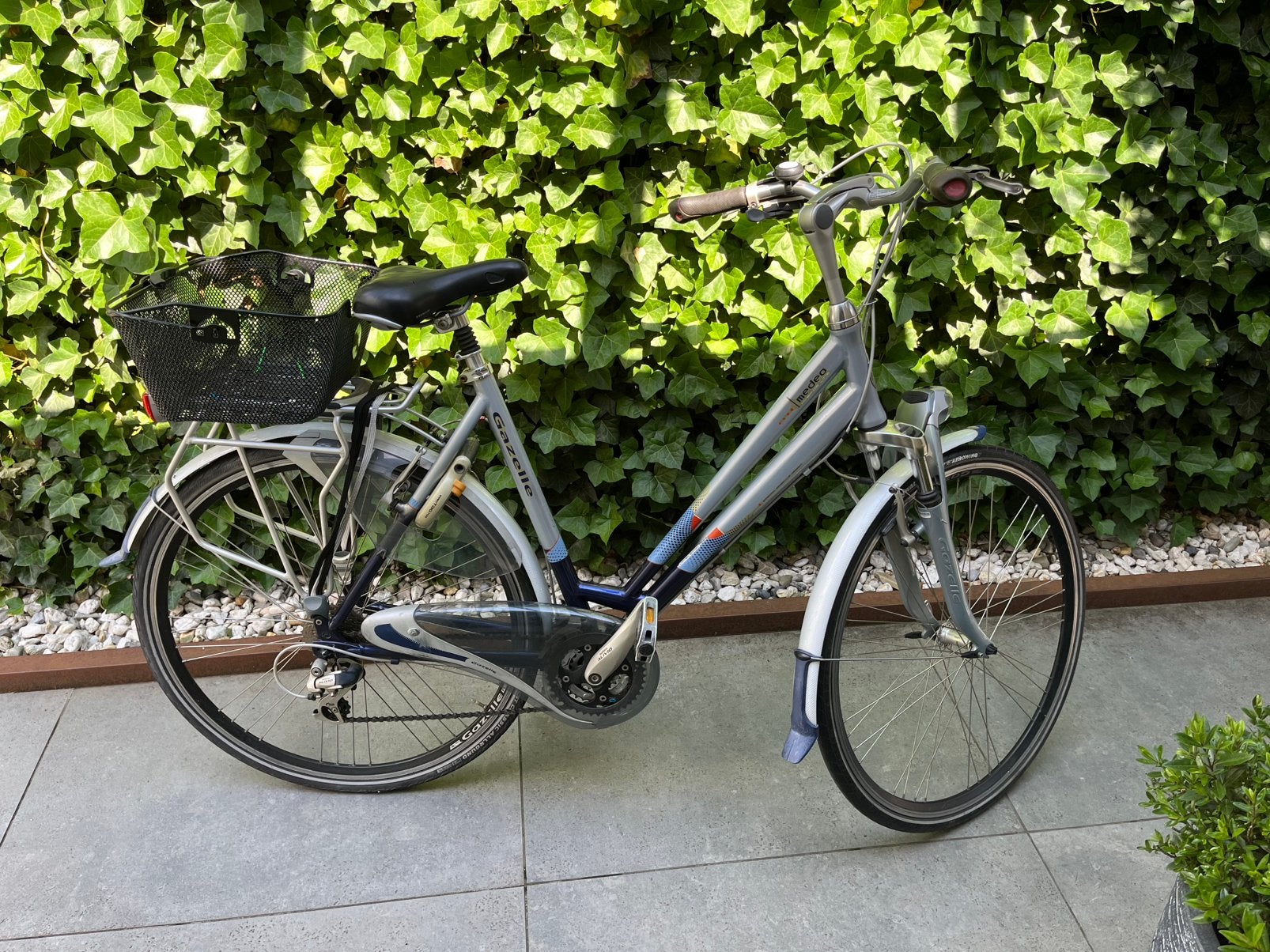 Goed onderhouden Gazelle damesfiets te koop, Ophalen, 28 inch, Gebruikt, 56 cm of meer