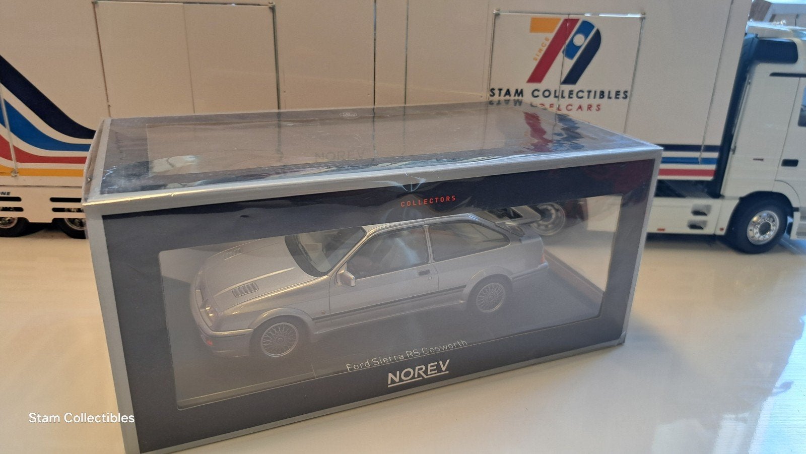Norev Ford Sierra RS Cosworth Grey Metallic - 1987, Hobby en Vrije tijd, Modelauto's | 1:18, Auto, Norev, Ophalen of Verzenden