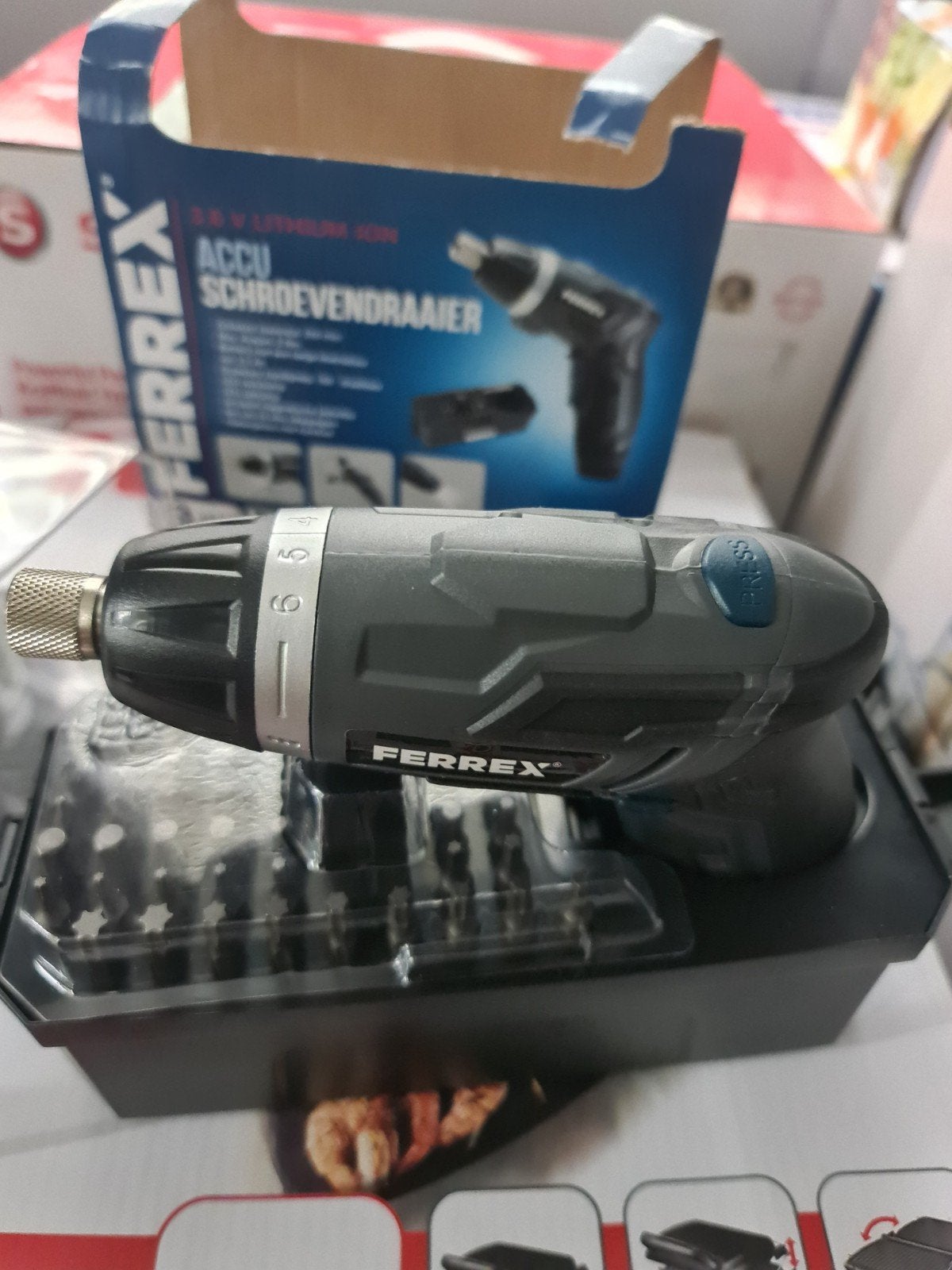 Ferrex 3.6V L-Ion Accu Schroevendraaier  nieuw, Doe-het-zelf en Verbouw, Gereedschap | Boormachines, Variabele snelheid, Nieuw