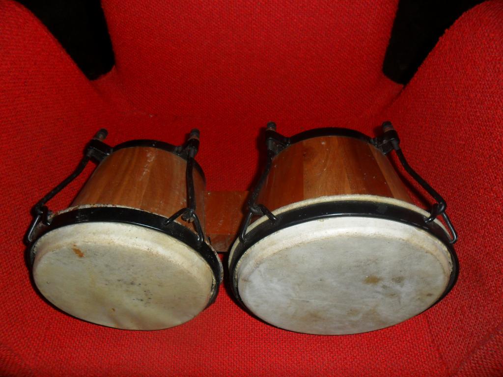 Mooie bongo's van massief hout met spanmechaniek, Muziek en Instrumenten, Ophalen of Verzenden, Gebruikt, Trommel