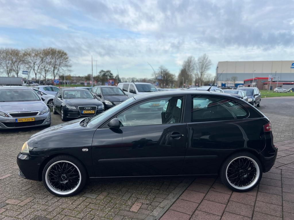 Seat Ibiza 1.4-16V Sport - Airco - Nieuwe Apk -, Auto's, Seat, Voorwielaandrijving, Zwart, 4 cilinders, Origineel Nederlands
