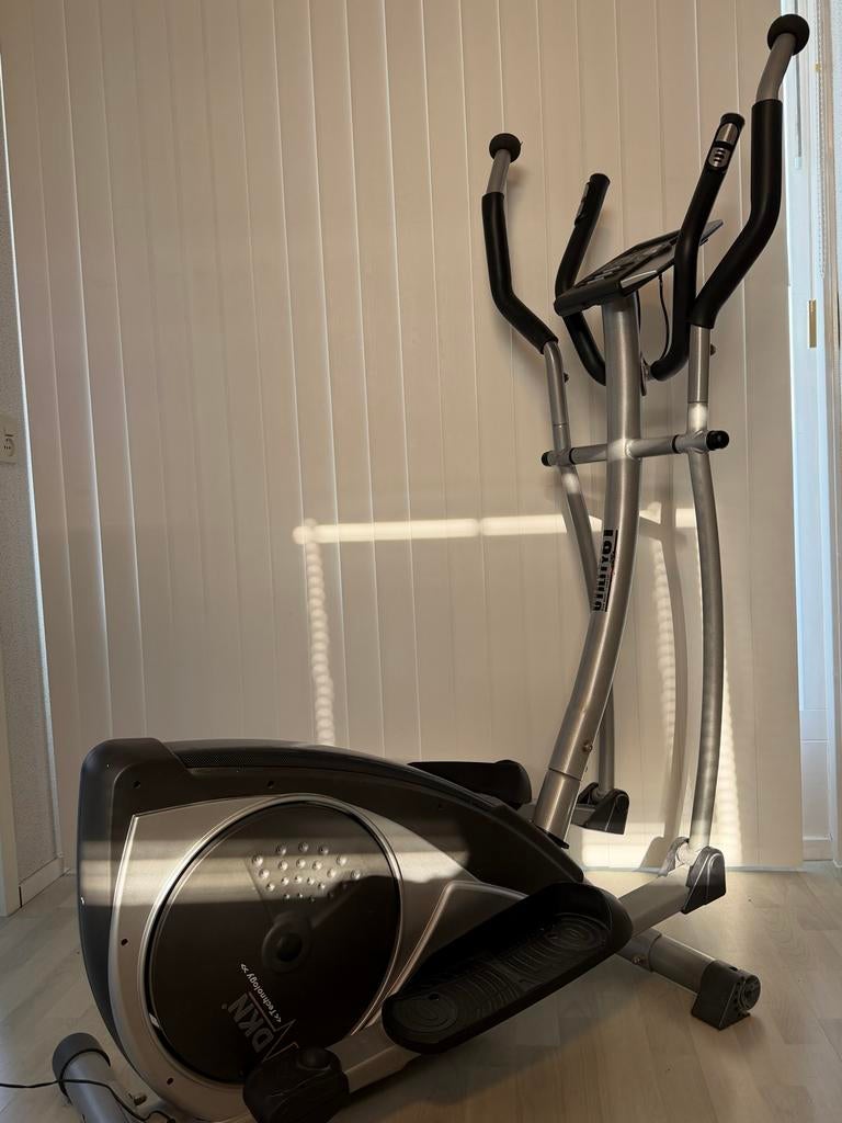 DKN Technology MPF Black Loco Crosstrainer, Sport en Fitness, Fitnessapparatuur, Ophalen, Armen, Zo goed als nieuw, Crosstrainer