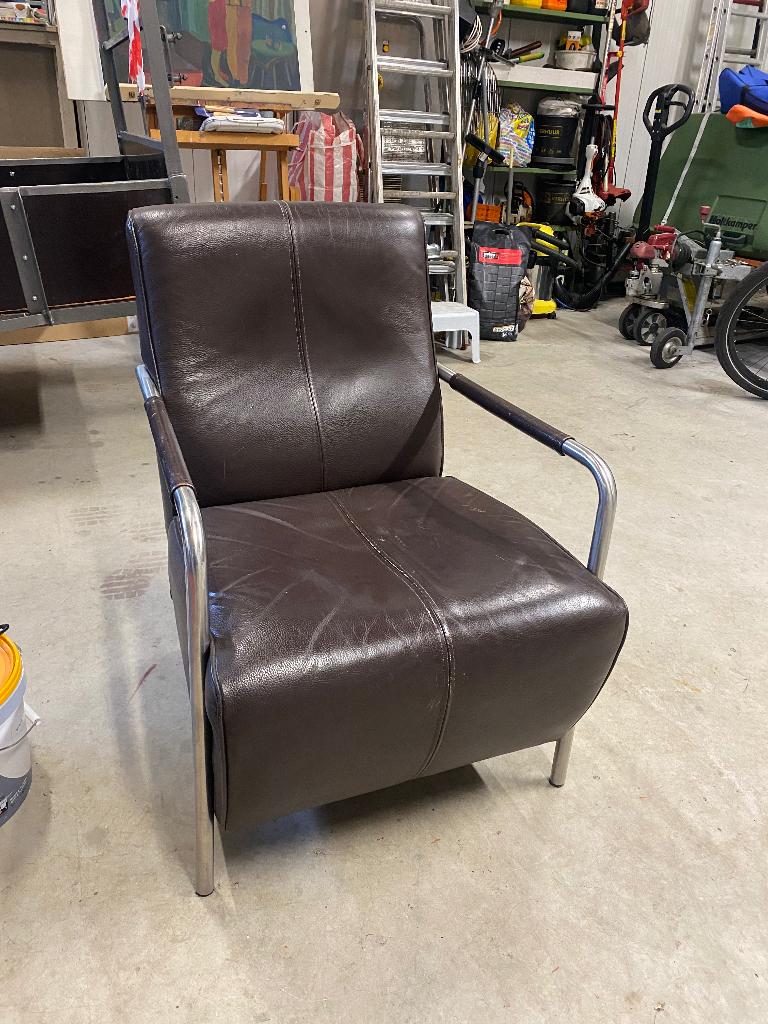 Fijne donker bruine stoel, Huis en Inrichting, Ophalen, Gebruikt, 75 tot 100 cm, Leer