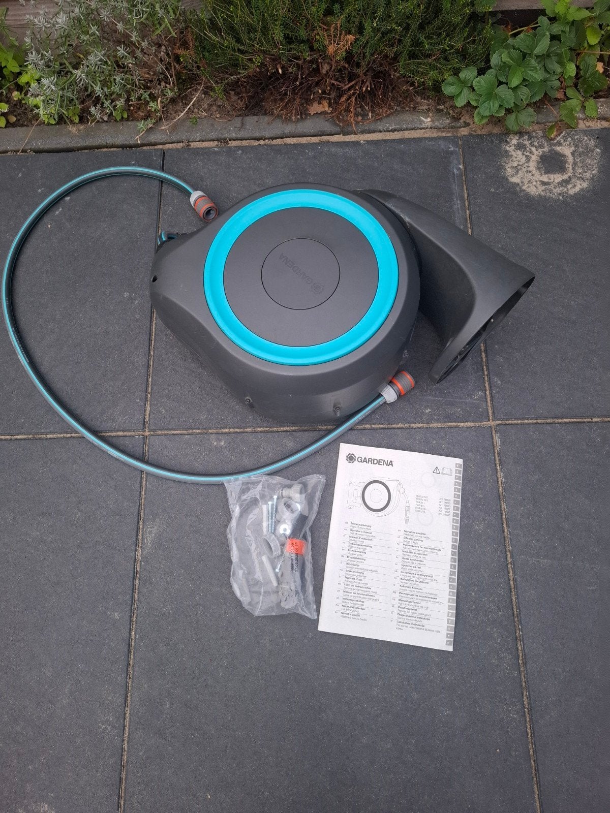 Gardena Tuinslang met Ophangsysteem en Accessoires, Tuin en Terras, Ophalen, Zo goed als nieuw, Tuinslanghaspel