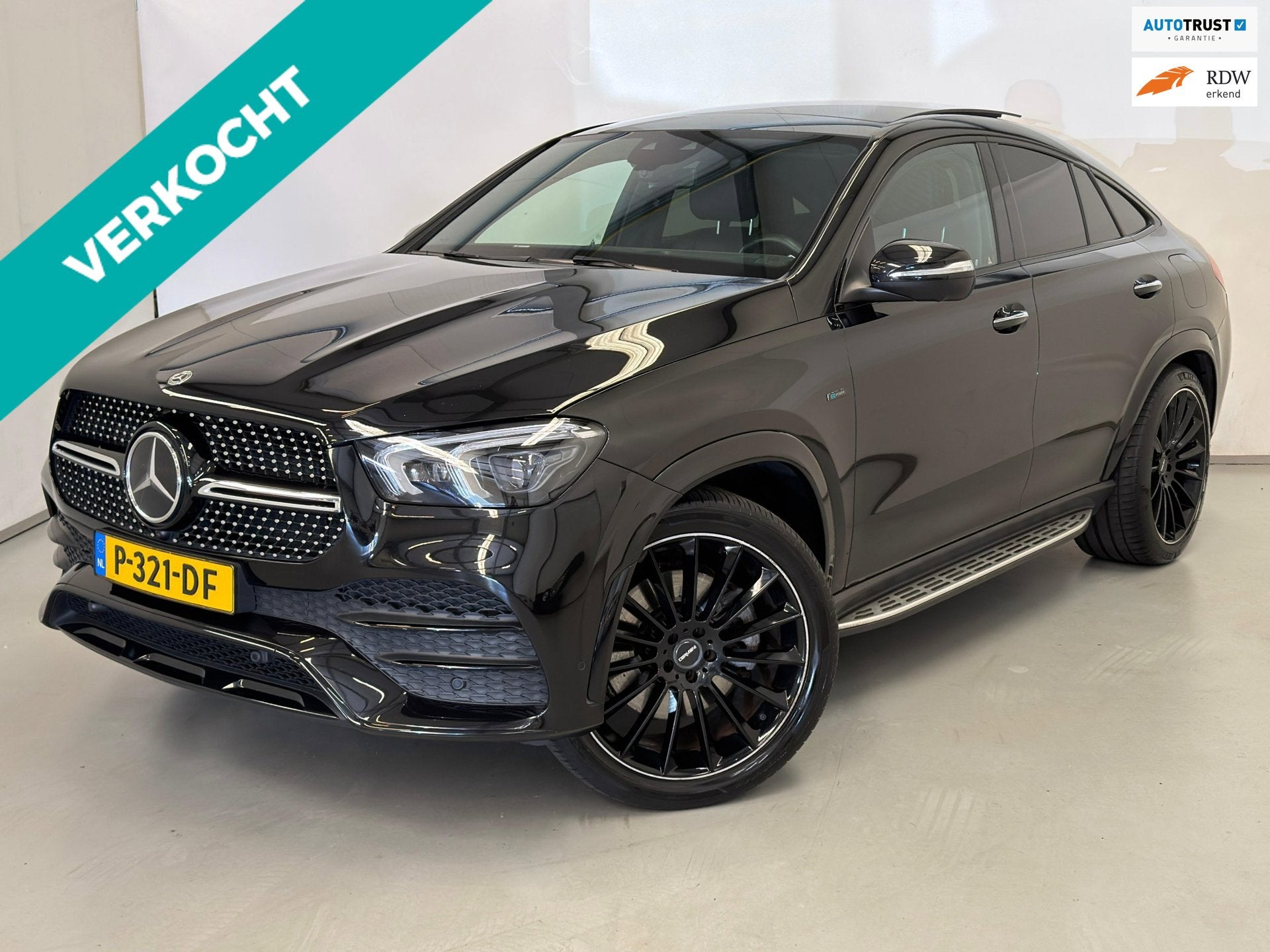 Mercedes-Benz GLE-klasse Coupé 350 e 4MATIC / AMG / Pano /, Auto's, Mercedes-Benz, Gebruikt, 4 cilinders, 2525 kg, Zwart