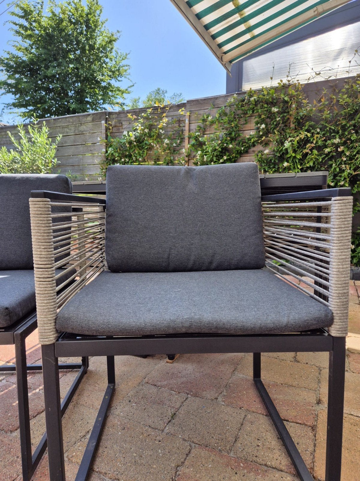 Stijlvolle tuinset met 8 stoelen en tafel, Ophalen, Overige materialen, Tuinset, Eettafel