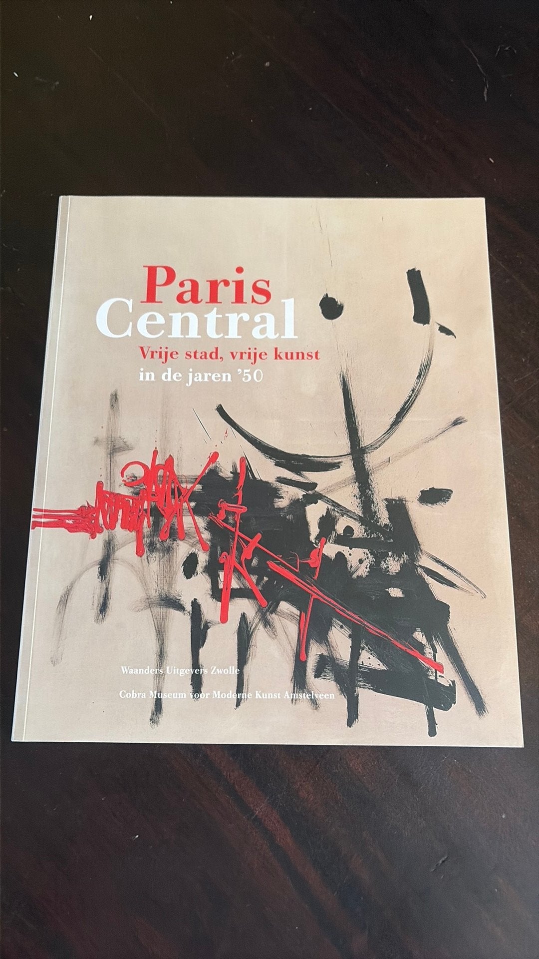 Paris Central, Vrije stad, Vrije kunst; in de jaren ‘50, Verzenden, Gelezen