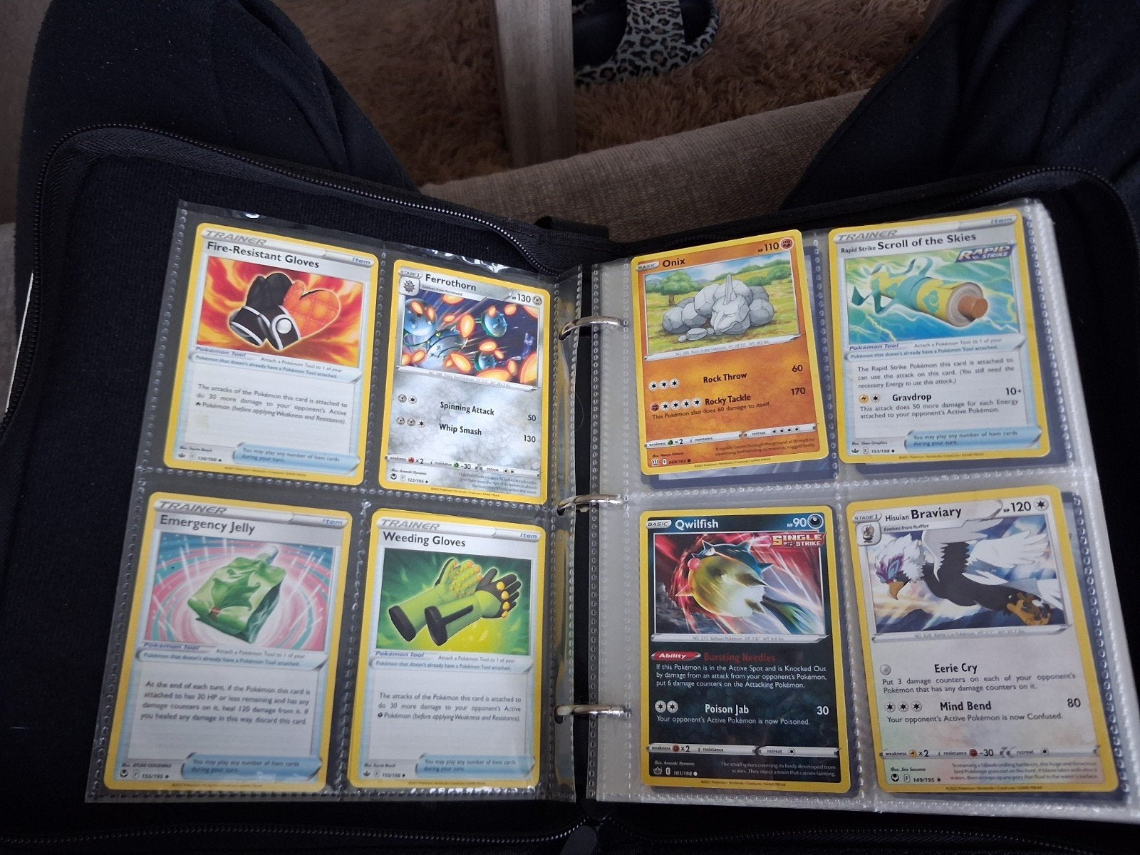 Map. 190 pokemon kaarten, Hobby en Vrije tijd, Verzamelkaartspellen | Magic the Gathering, Ophalen of Verzenden, Zo goed als nieuw