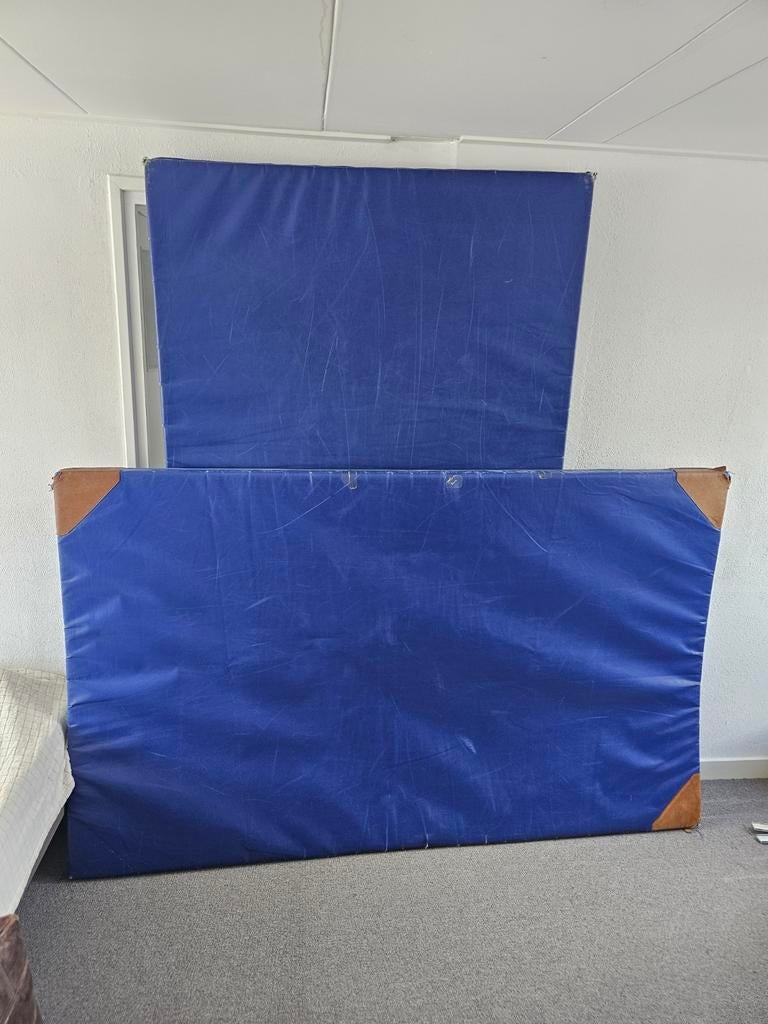 Twee afgekeurde turnmatten 2,00m x 1,20m, Sport en Fitness, Maat 36 t/m 42, Ophalen of Verzenden, Gebruikt, Materiaal