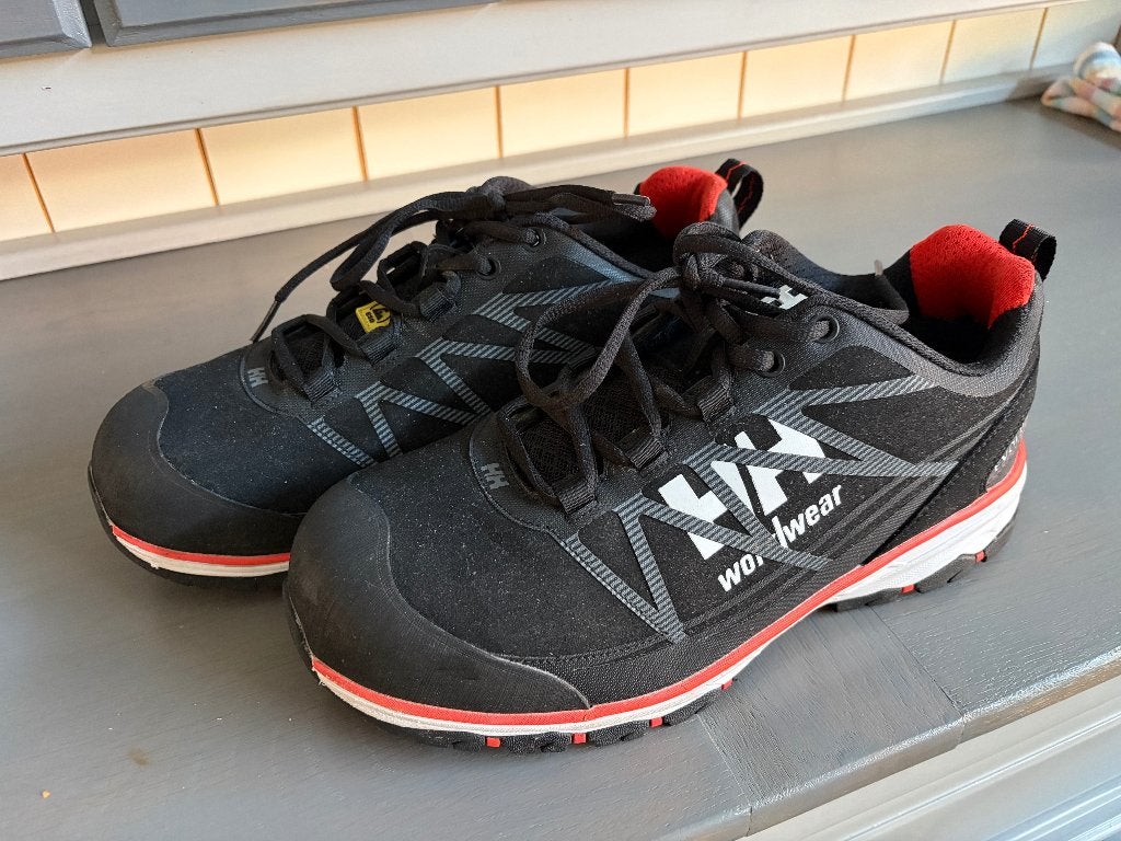 WERKSCHOENEN stalen neus maat 41 Helly Hansen - WD014, Waddinxveen, Helly Hansen, Zwart, Ophalen of Verzenden