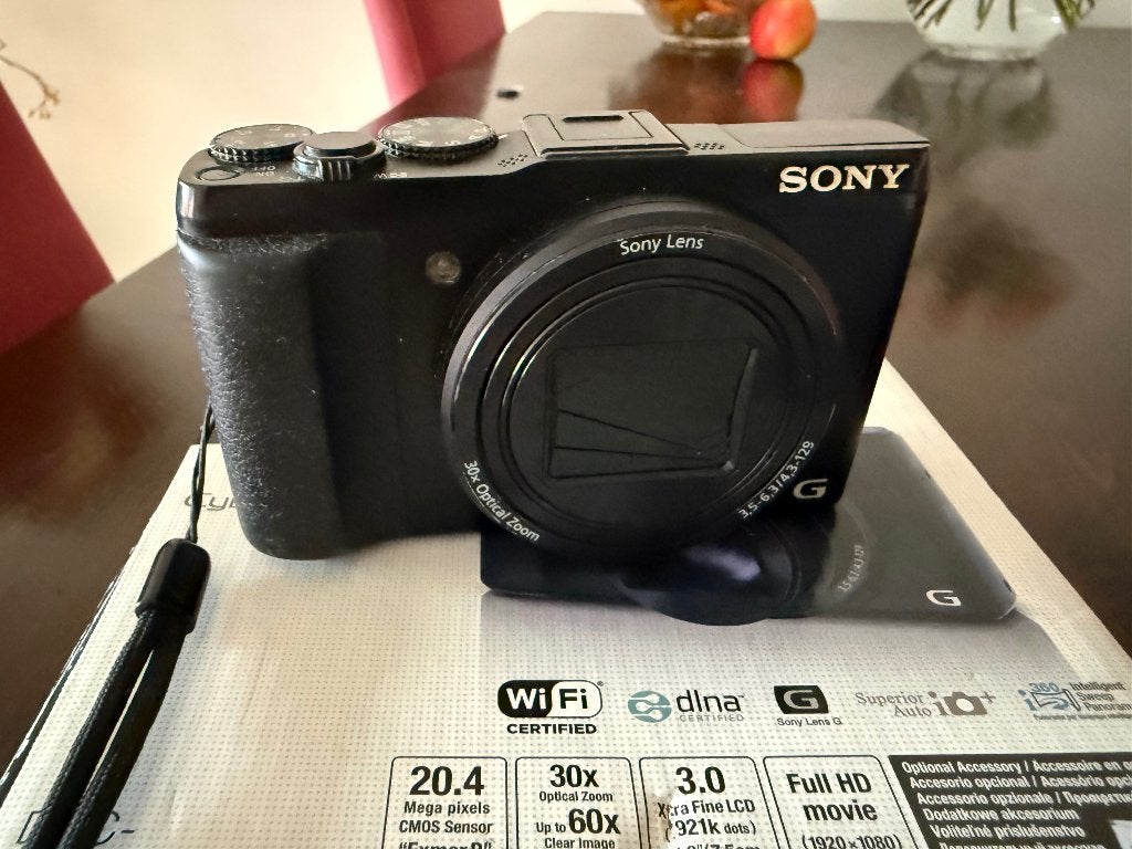 Sony digitale camera, Audio, Tv en Foto, Beeldstabilisatie, Verzenden, Zo goed als nieuw, Compactcamera
