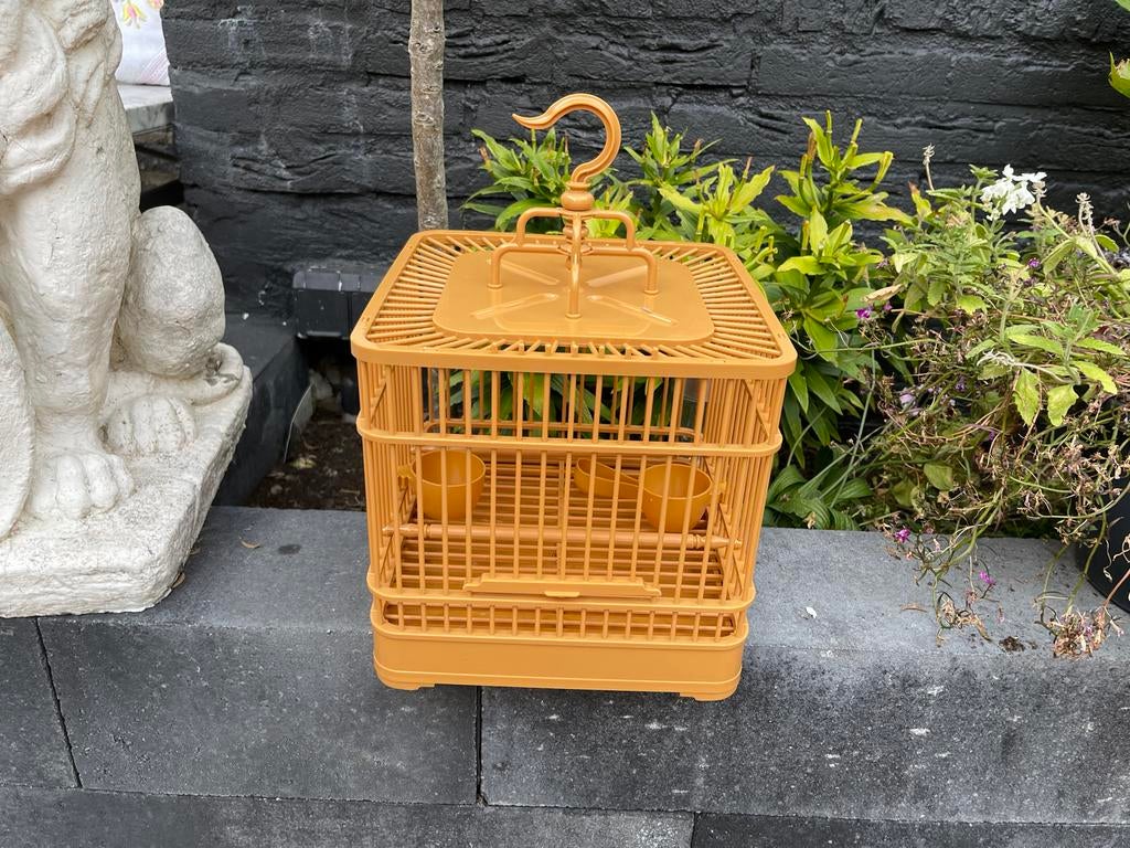 Zangkooi/ vogelkooi ( plastic), Dieren en Toebehoren, Ophalen of Verzenden, Kunststof, Vogelkooi