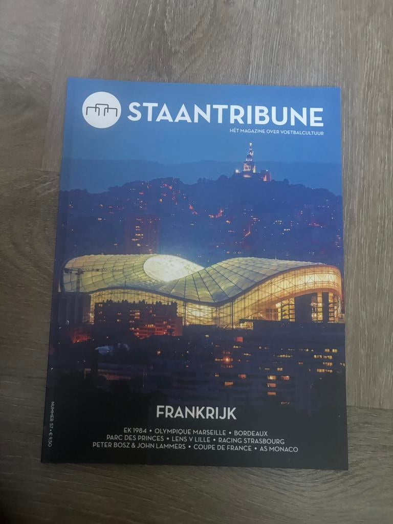 Staantribune Magazine NR 57, Ophalen of Verzenden, Zo goed als nieuw, Boek of Tijdschrift