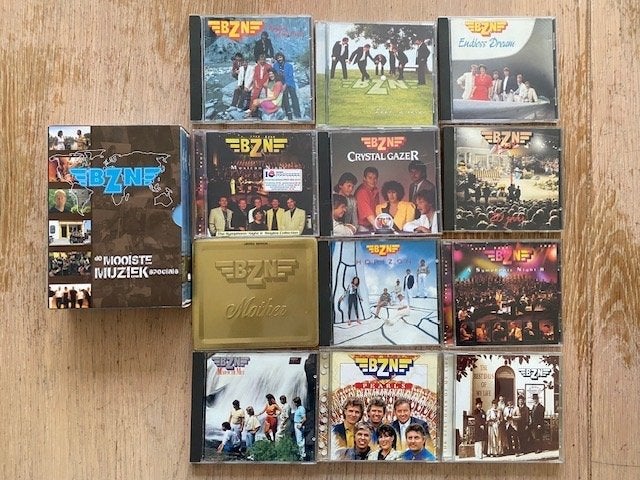 BZN collectie;DVD box en 12 CD's, Alle leeftijden, Ophalen of Verzenden, Zo goed als nieuw, Muziekvideo's