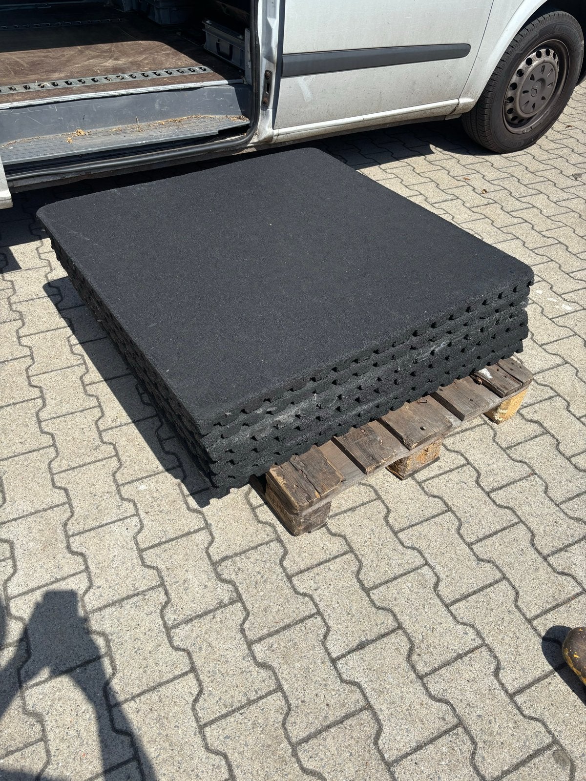 6 rubber tegels, ca. 4 cm dik, Sport en Fitness, Fitnessmaterialen, Ophalen, Gebruikt, Idk, Idk