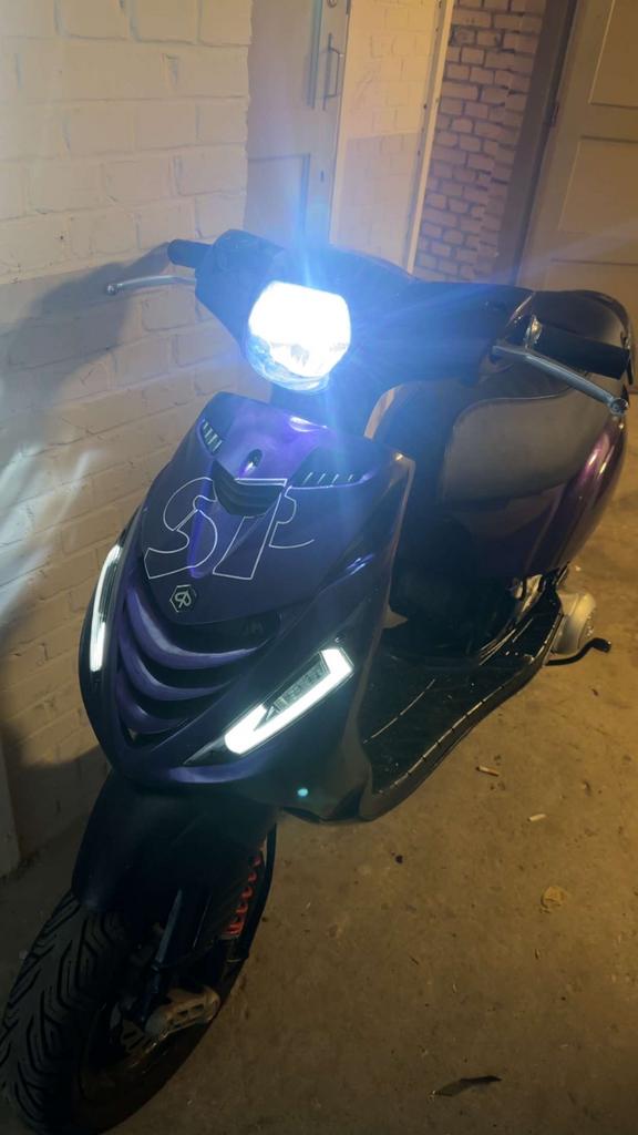 Custom Piaggio Zip 150cc iGet 2024, Ophalen of Verzenden, Zo goed als nieuw, Benzine, Zip