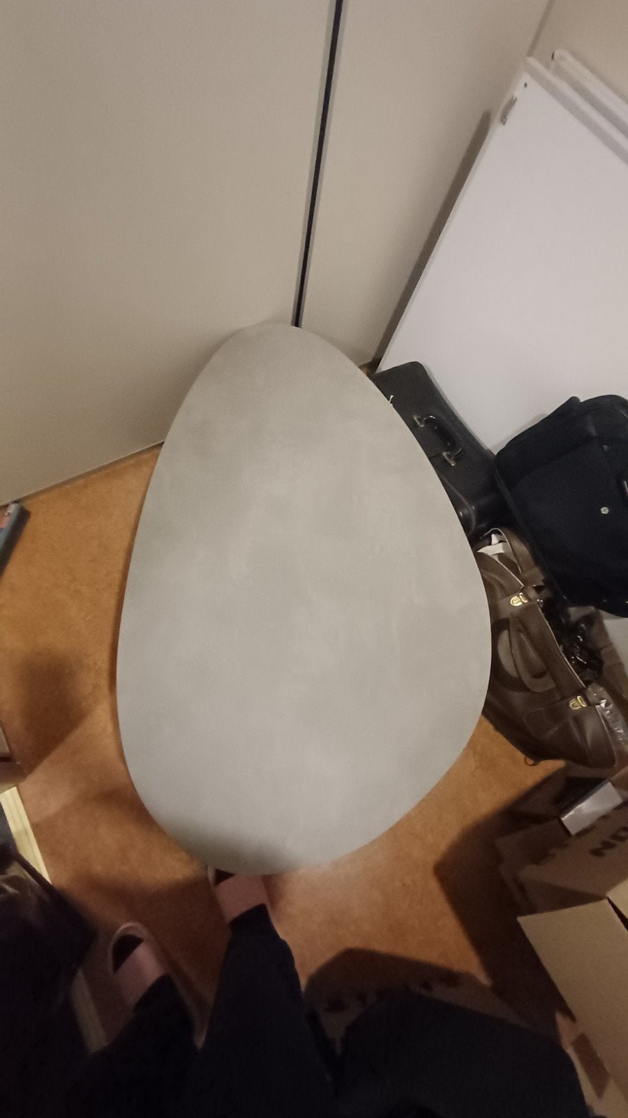 Modern bijzettafeltje - organische vorm, Ophalen, Minder dan 45 cm, Gebruikt, Metaal of Aluminium