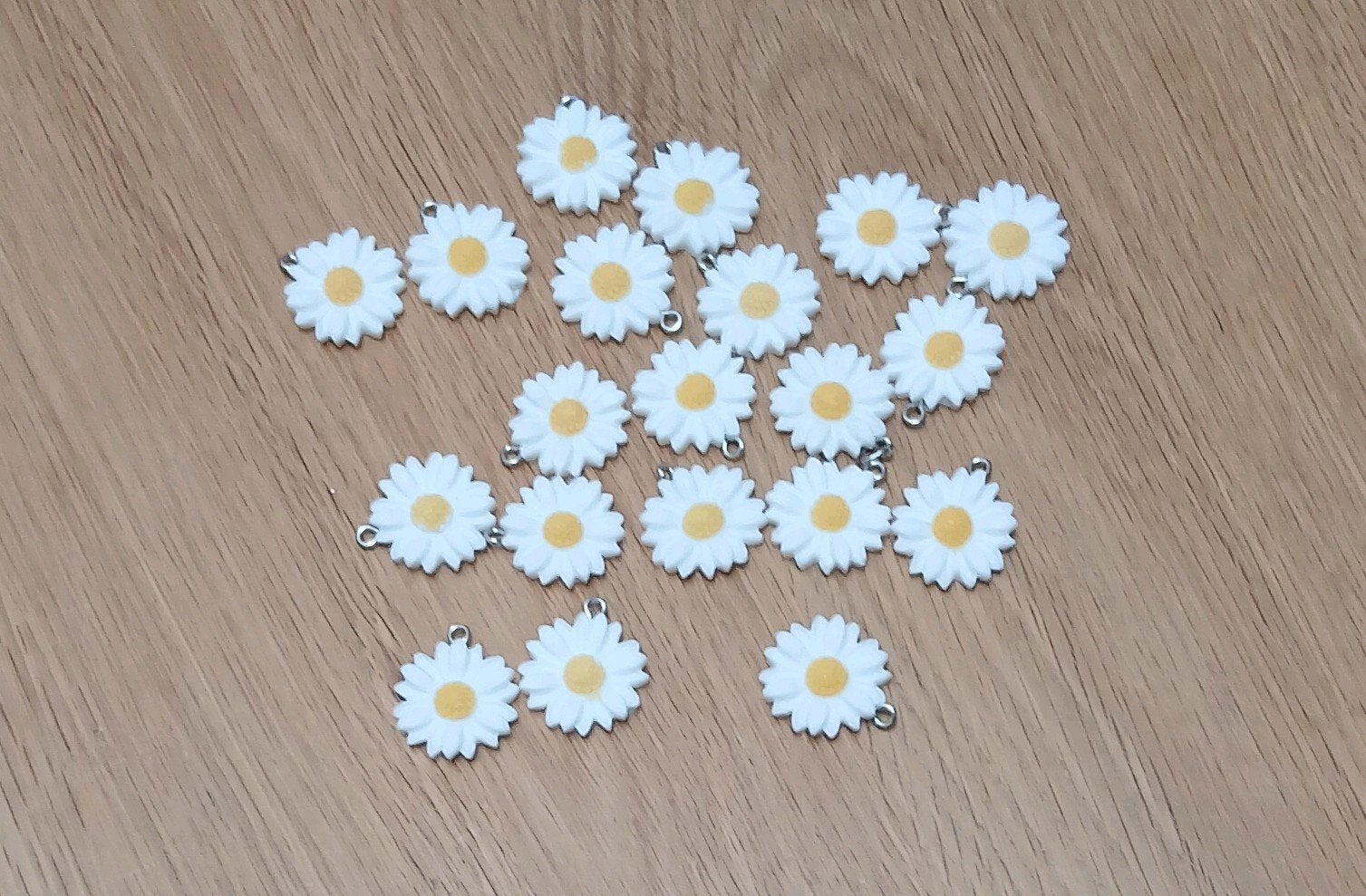 20 magrieten bedeltjes, Overige merken, Overige materialen, Nieuw, Ophalen of Verzenden