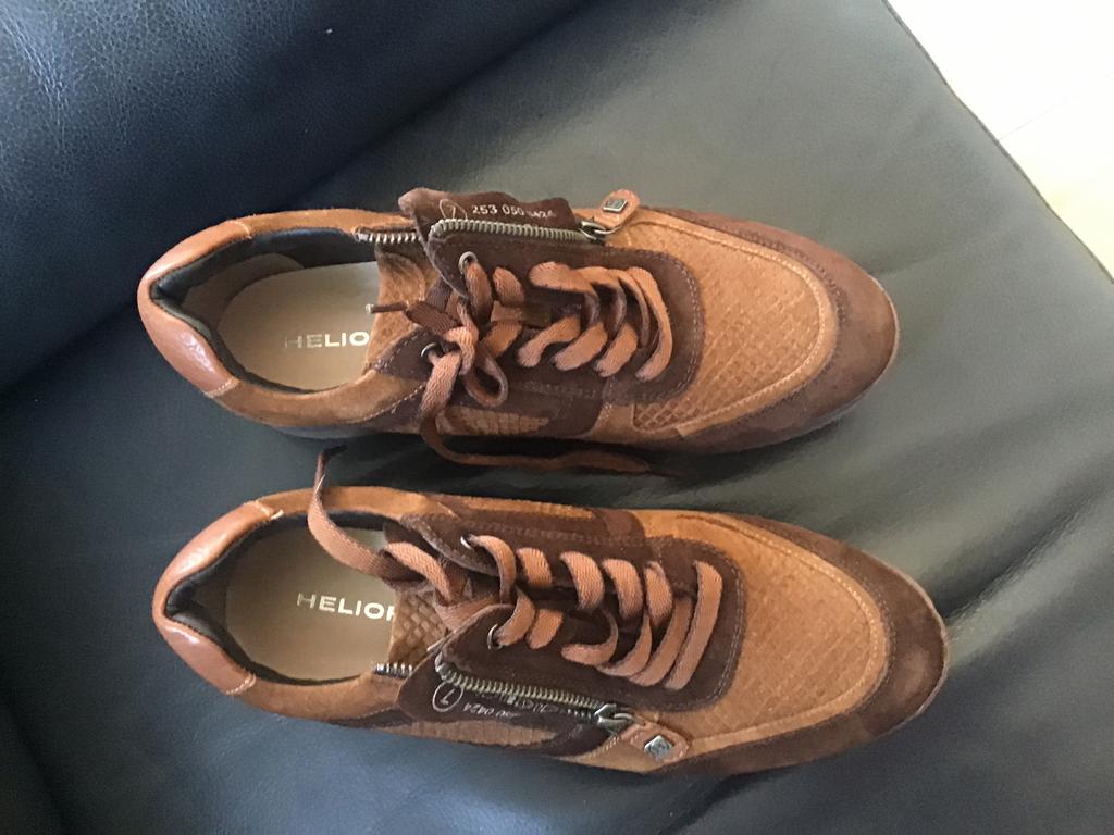 Helioform sneakers maat 7 (40,5/41) Nieuw, Kleding | Dames, Schoenen, Bruin, Nieuw, Ophalen of Verzenden, Sneakers of Gympen