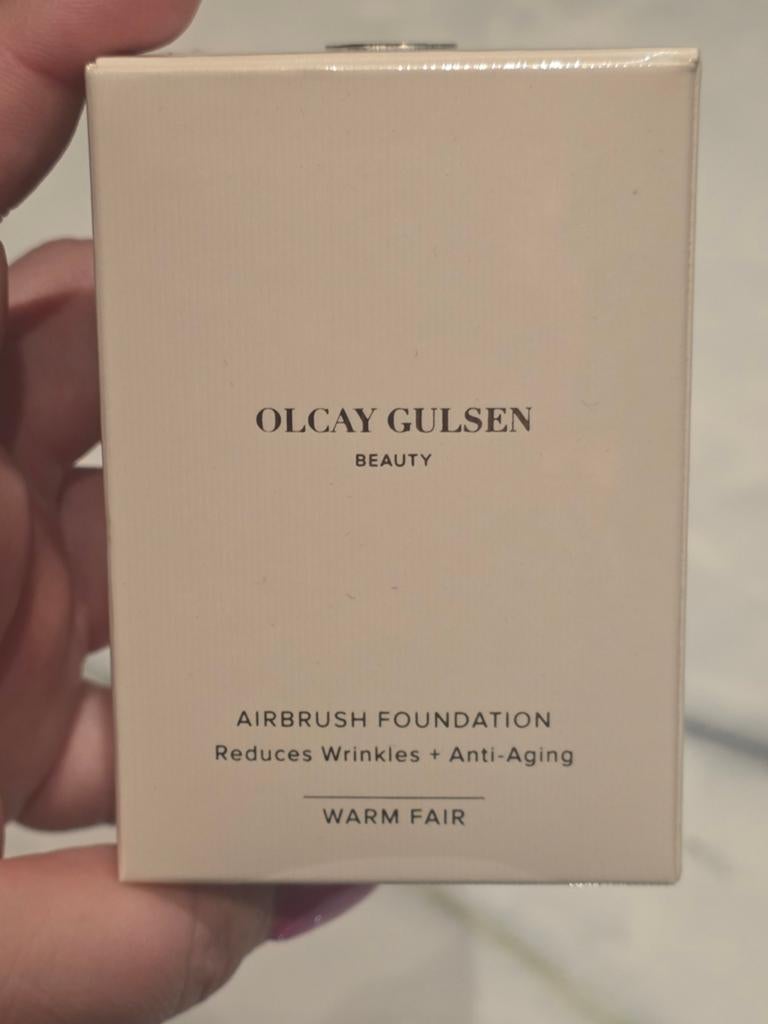 Olcay Gulsen Beauty Airbrush Foundation Warm Fair, Sieraden, Tassen en Uiterlijk, Uiterlijk | Cosmetica en Make-up, Gehele gezicht
