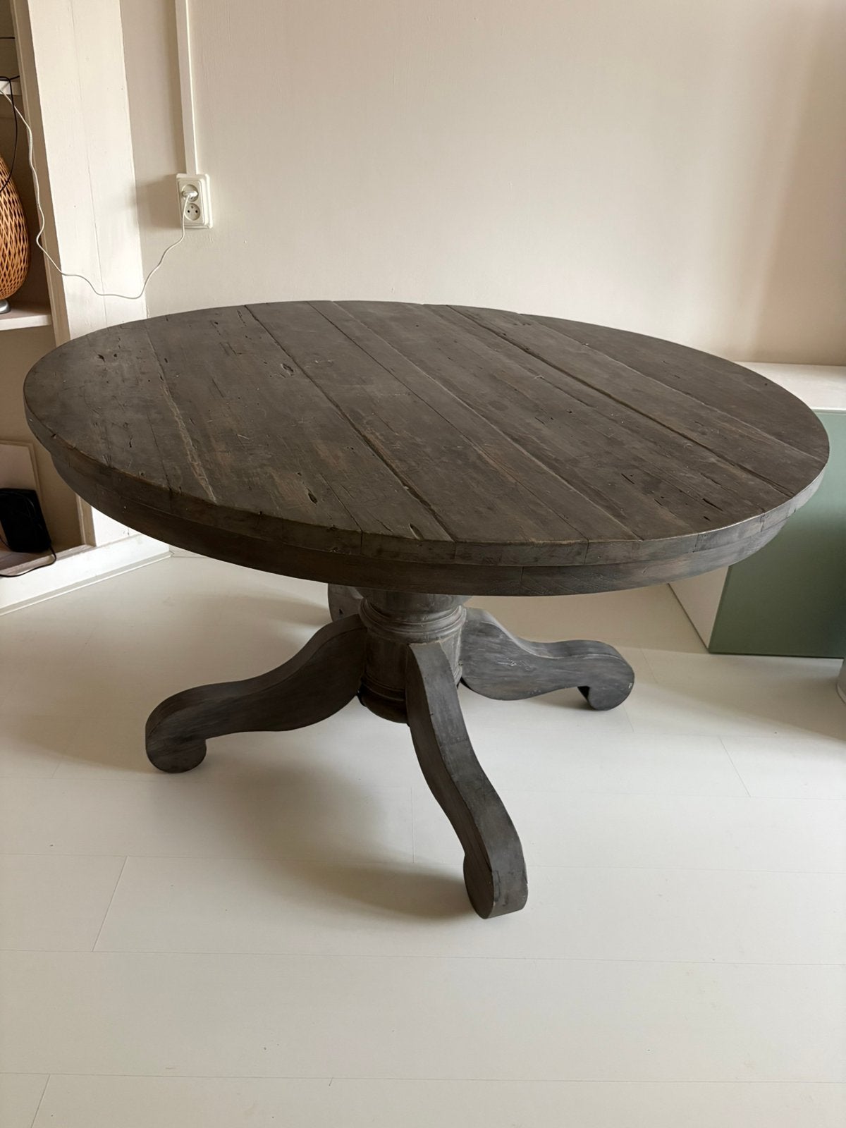 Te koop koloniale ronde eettafel teak 130 rond, Huis en Inrichting, Tafels | Eettafels, Ophalen, Gebruikt, 100 tot 150 cm, Teakhout
