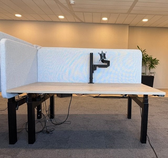 Elektrische zit-sta duo-bureau 160x80 cm,  650€/st, 6 stuks, Zwart, 160 cm, Gebruikt, Ophalen of Verzenden