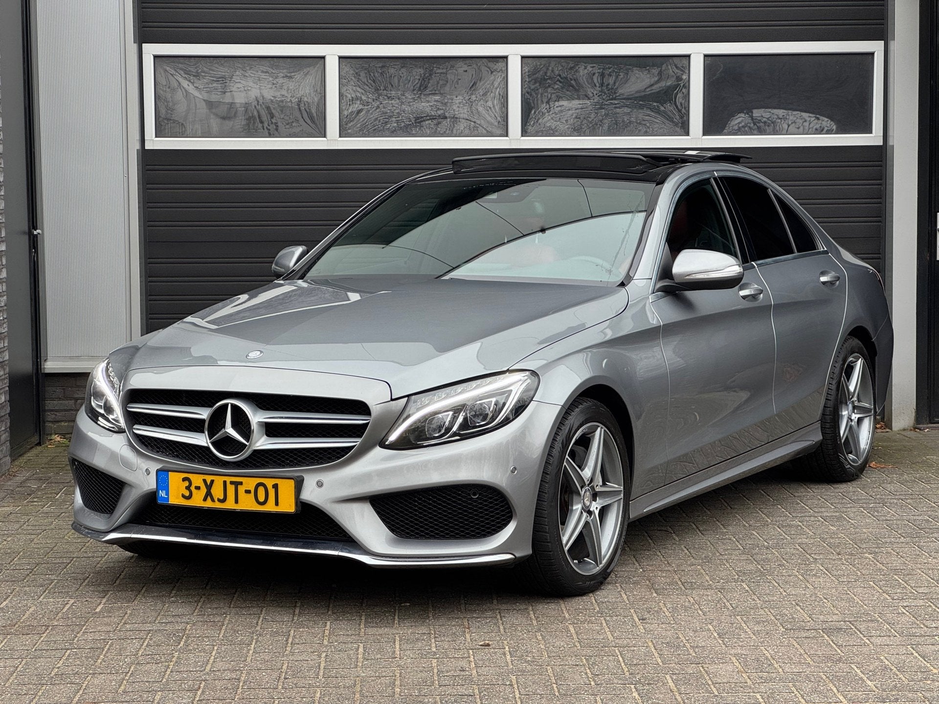 Mercedes-Benz C-klasse 200 Amg Sport, Pano, Multibeam, Camer, Auto's, Automaat, Euro 6, 4 cilinders, 184 pk