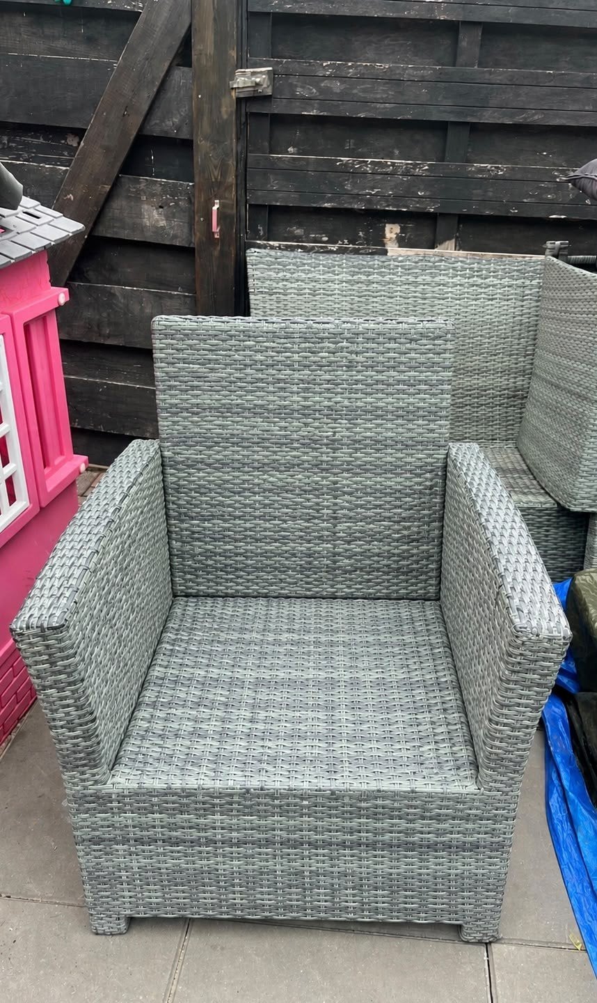 royal patio Loungeset - Grijs - 3-zitsbank en 2 stoelen, Tuin en Terras, Tuinsets en Loungesets, Ophalen, 5 zitplaatsen, Gebruikt