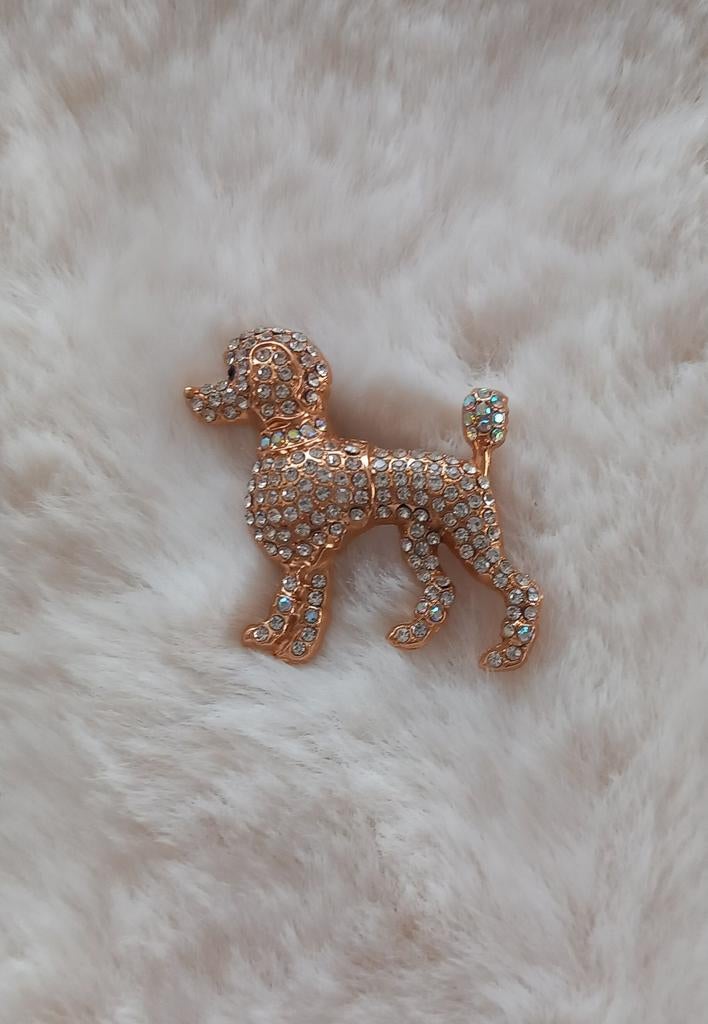 Leuke Poedel Broche met Strass - Goudkleurig, Sieraden, Tassen en Uiterlijk, Overige materialen, 4 tot 7 cm, Nieuw, Ophalen of Verzenden