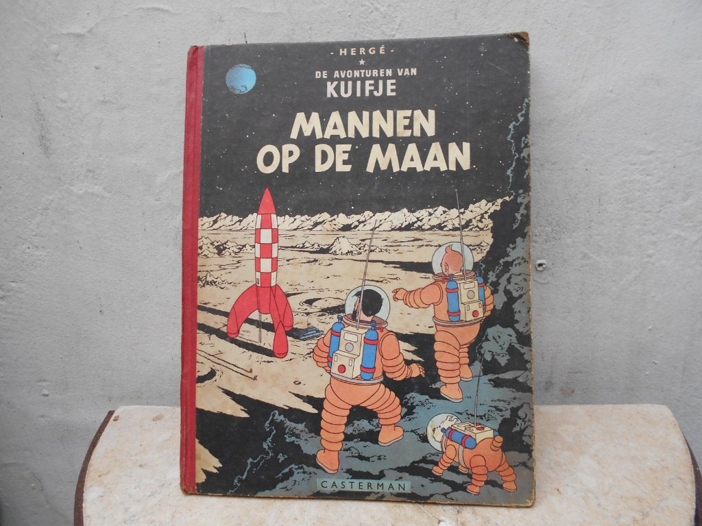 KUIFJE  MANNEN OP DE MAAN 1e druk, Boeken, Eén stripboek, Ophalen of Verzenden, Gelezen