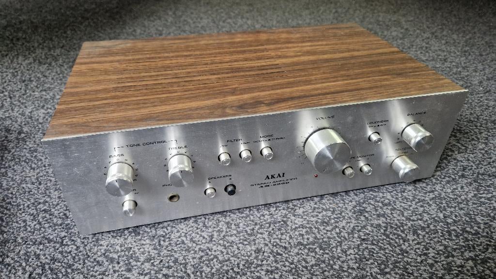 AKAI AM 2200 versterker uit begin 70's, Overige merken, Ophalen of Verzenden, Zo goed als nieuw, Minder dan 60 watt