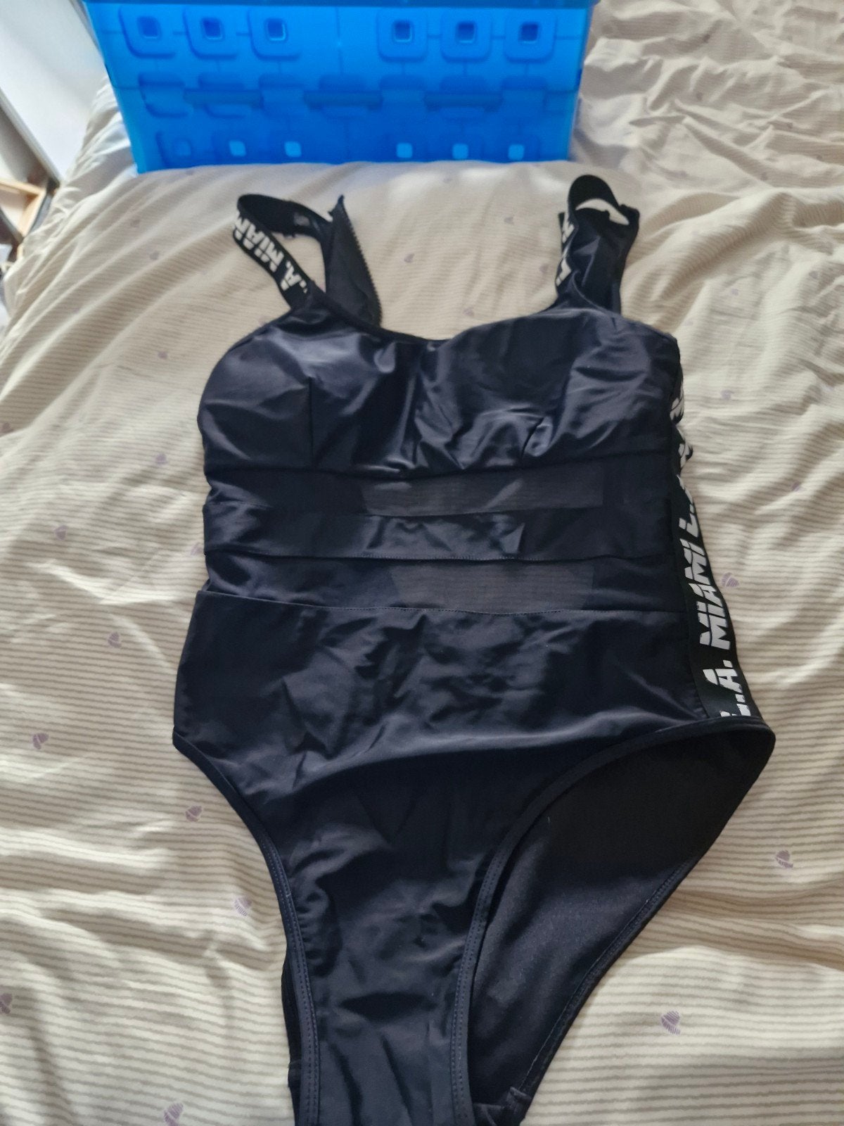 Zwart Badpak met Mesh Details en Logo Banden, Zwart, Badpak, Ophalen of Verzenden, Zo goed als nieuw