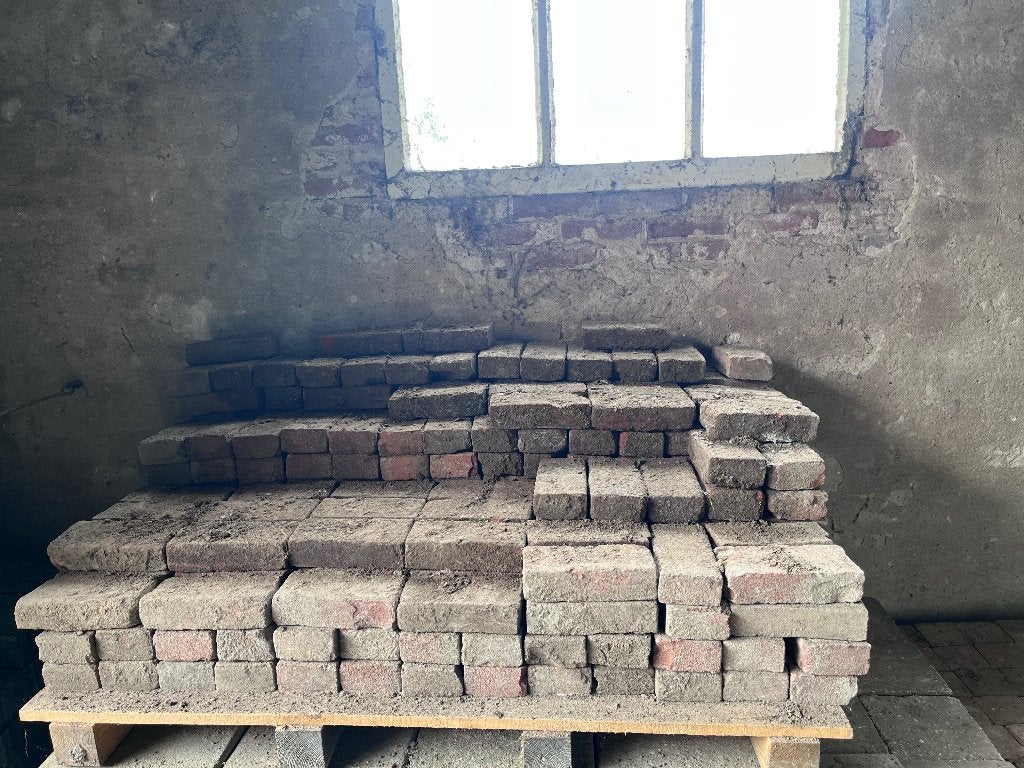 Boerderij waaltjes (origineel), Ophalen, Gebruikt, Beton, Klinkers