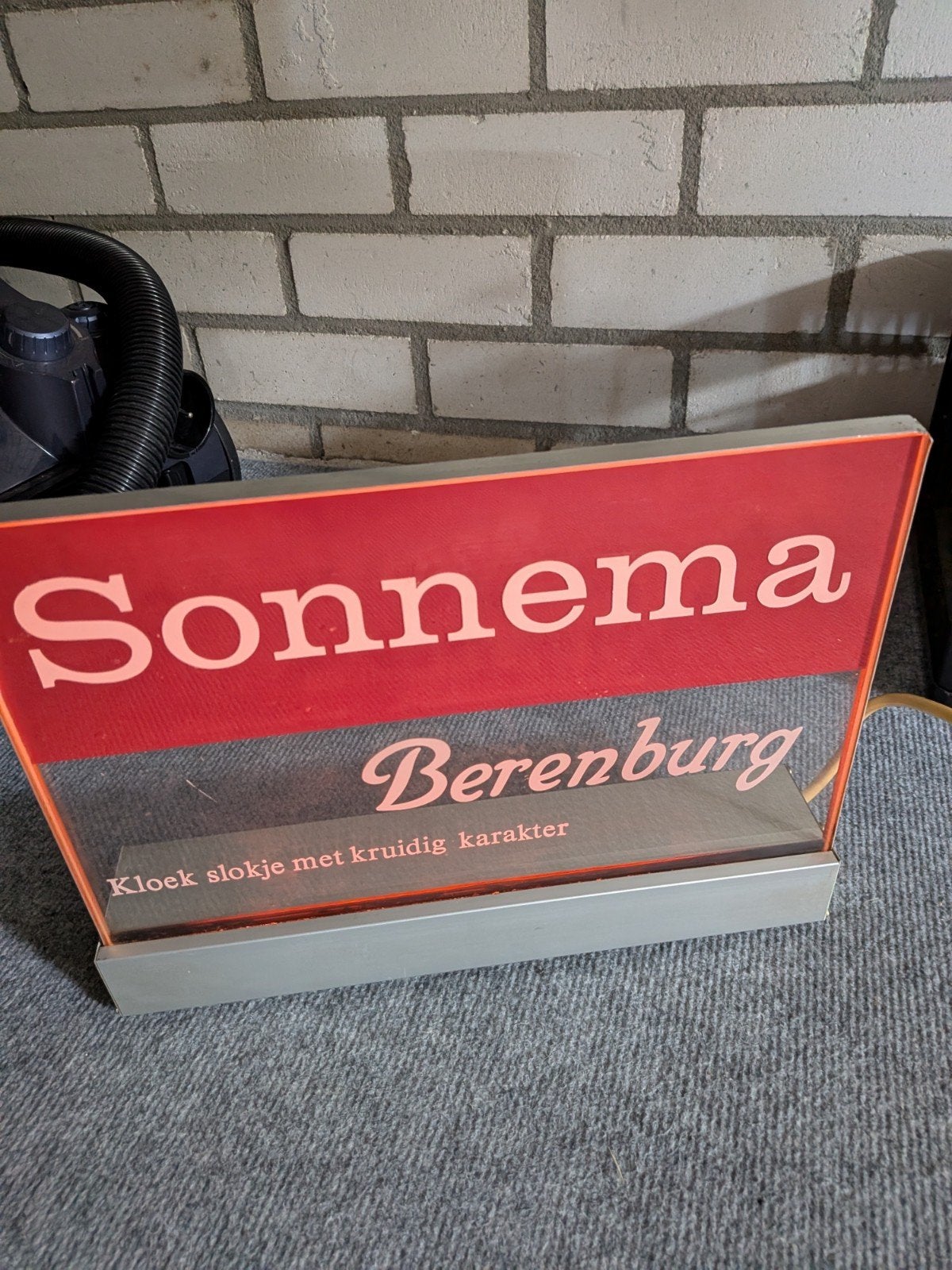 Sonnema verlichting, Ophalen, Lichtbak of (neon) lamp