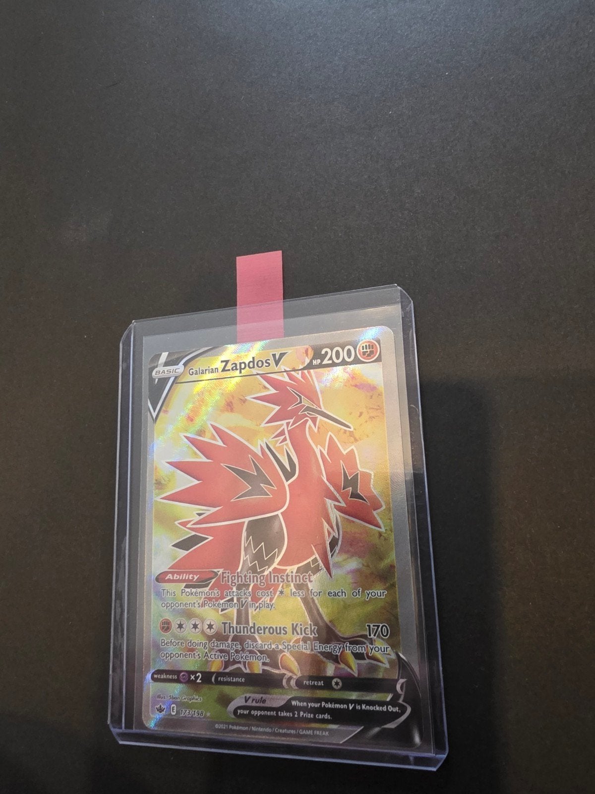 Pokemonkaar galarian zapdos v full art, Hobby en Vrije tijd, Verzamelkaartspellen | Pokémon, Ophalen of Verzenden, Nieuw