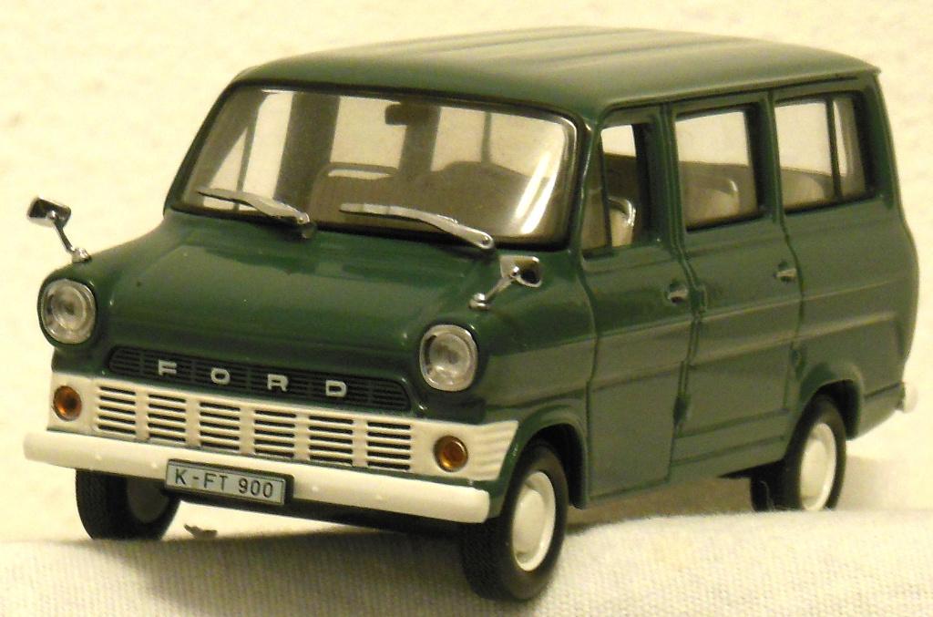 FORD Transit. 1965. Bus. Minichamps, 400082210. 1:43. OVP., Verzenden, Zo goed als nieuw, Bus of Vrachtwagen, MiniChamps