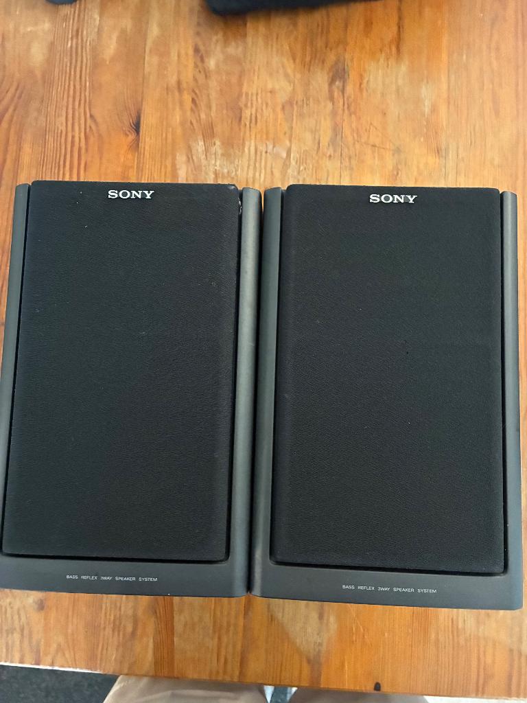 Sony Bass reflex subwoofers, Ophalen of Verzenden, Zo goed als nieuw, Subwoofer, Sony