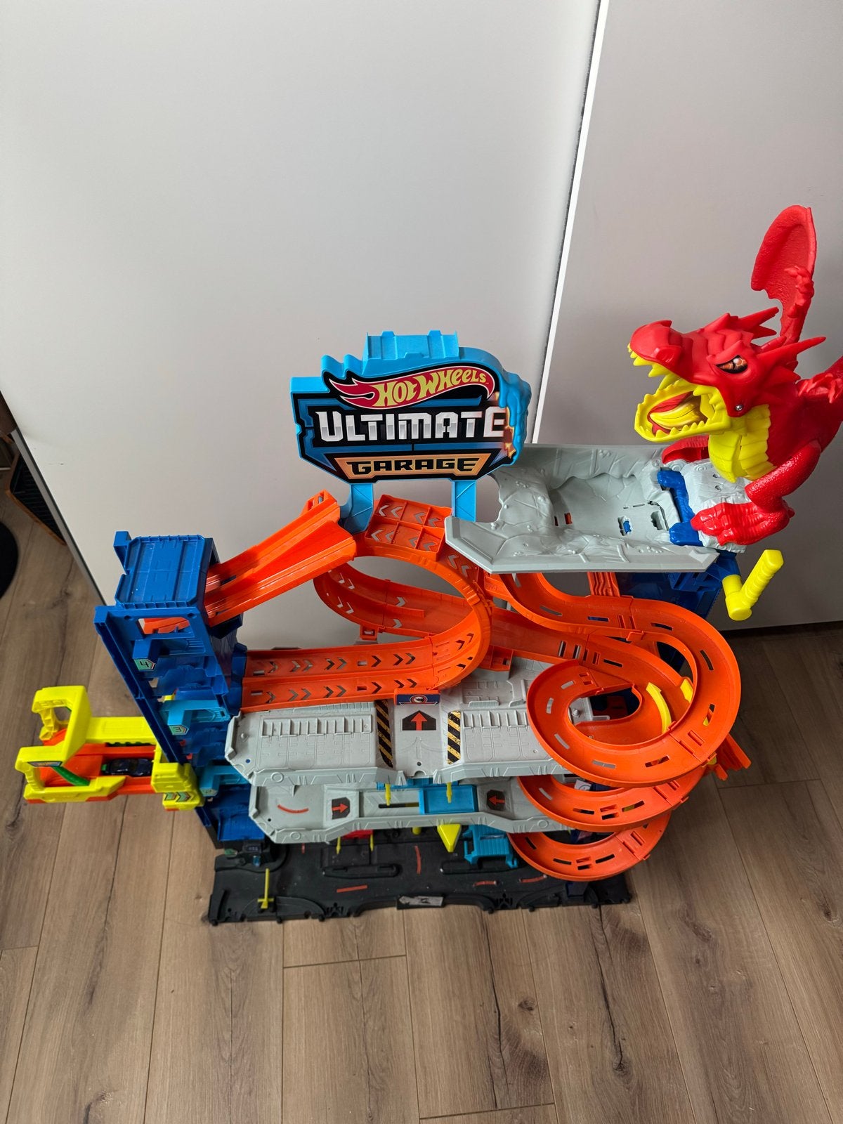 Hot Wheels Ultimate Garage met draak - Zo goed als nieuw, Ophalen, Racebaan, Zo goed als nieuw, Hot Wheels