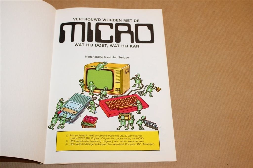 Vertrouwd met Micro — Vintage Computerboek Jan Terlouw 1985, Boeken, Informatica en Computer, Ophalen of Verzenden, Gelezen, Internet of Webdesign