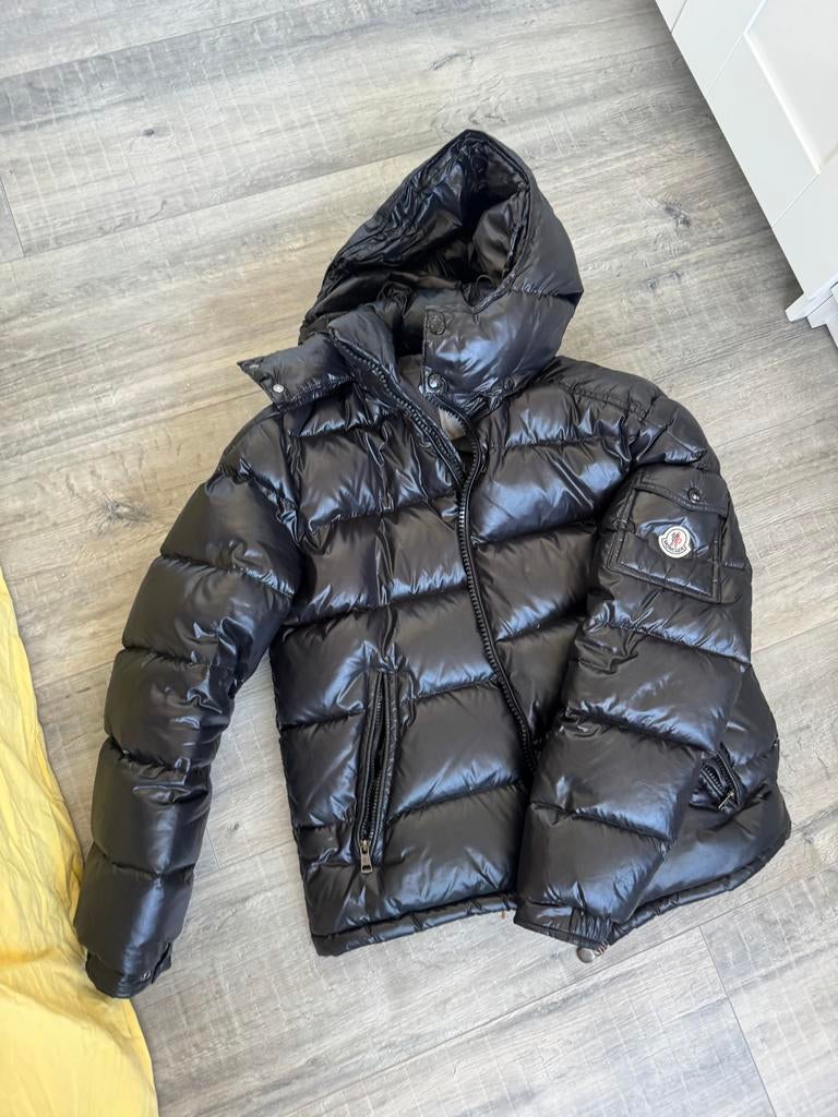 Moncler Maya jas, Ophalen of Verzenden, Gedragen, Overige maten, Zwart