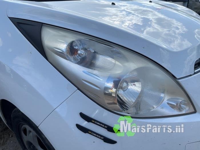 Koplamp rechts van een Chevrolet Spark, Auto-onderdelen, Gebruikt, -, Ophalen of Verzenden, -