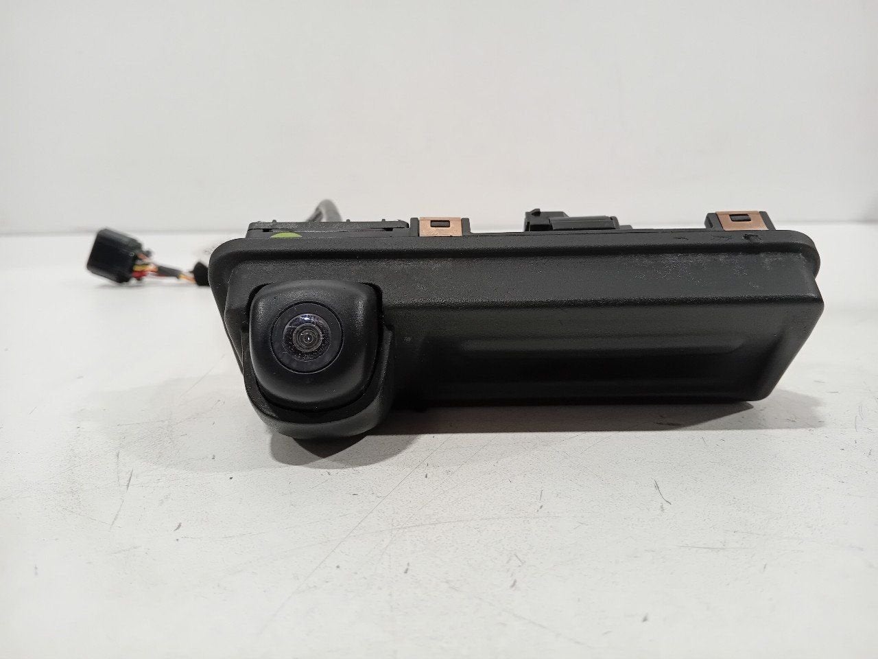 Camera achter Kia Stonic, Onderdelen@venauto.nl, Van der Ven Autorecycling B.V., Ettenseweg 76, 4706 PB Roosendaal, The Netherlands