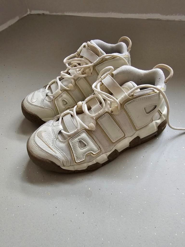 Nike air more uptempo, maat 38,5, Ophalen of Verzenden, Zo goed als nieuw, Sneakers of Gympen